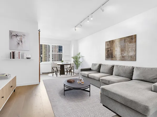 155 East 34th Street image 1 of 6