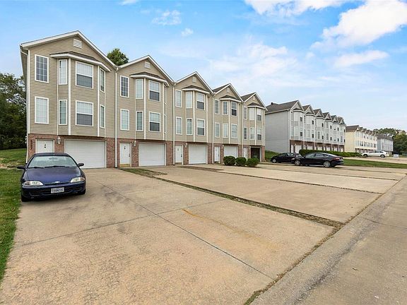 4th image of 2397 Garrett Ln APT C