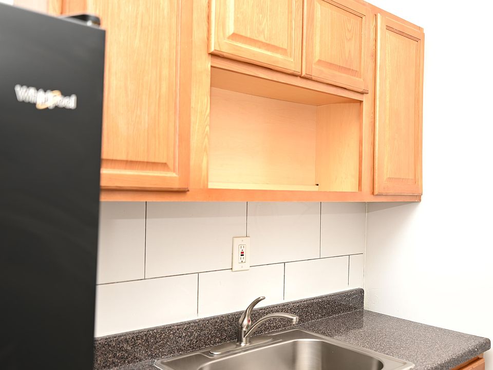 1st image of 266 4th Ave APT 36A