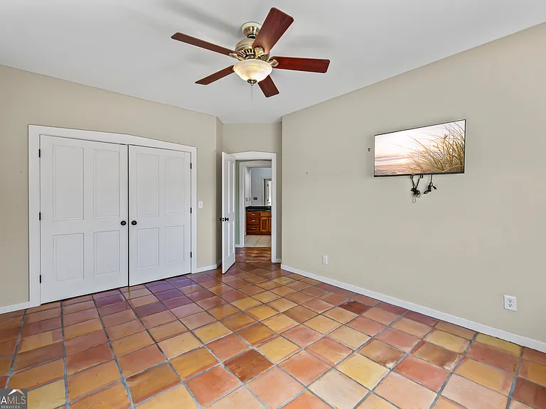 2223 Salem Rd — Photo 52