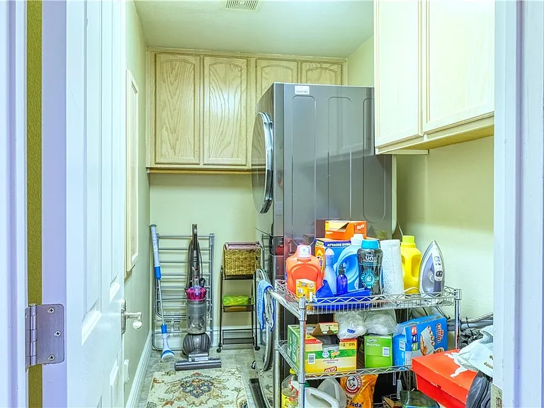 3704 N Campbell Rd — Photo 38
