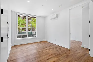 Rented by Safdie Realty Group