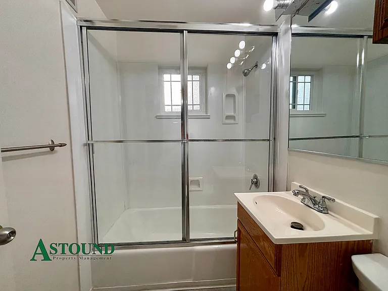 2627 Prestwick Ave — Photo 13
