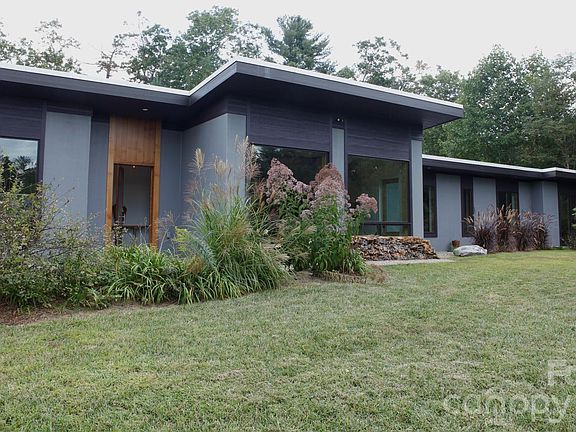 5th image of 17 Fig Tree Ln