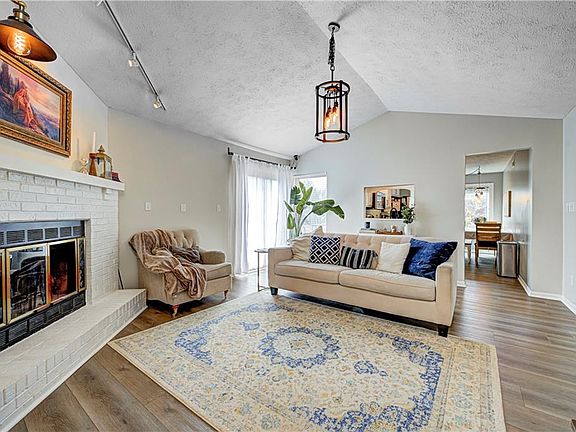 5th image of 3733 Ontario Cir