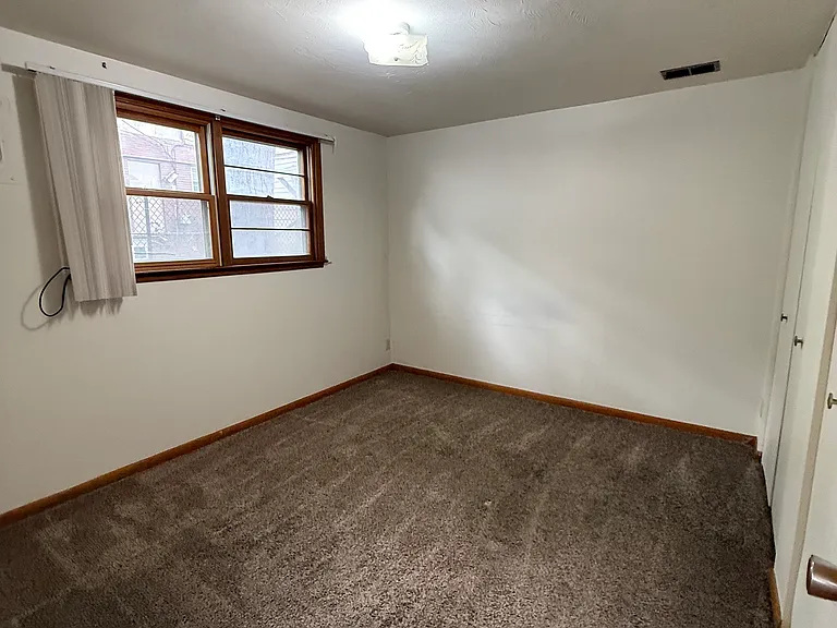 1024 E St #9 — Photo 6