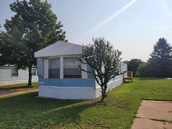 2nd image of 1802 Rhoda St SE #221