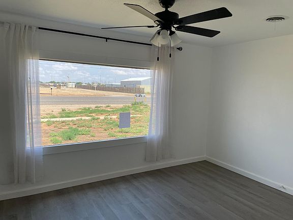 3rd image of 609 S 14th St