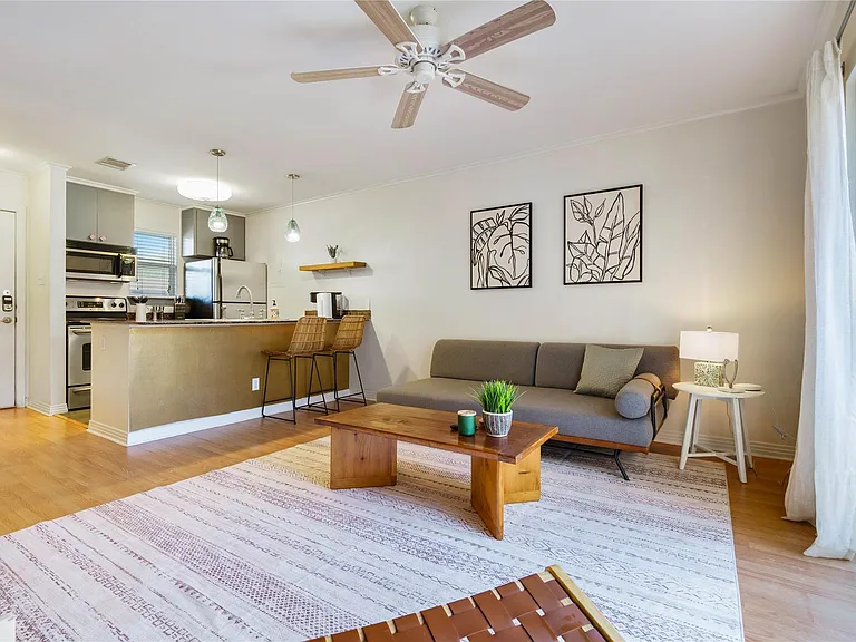 1422 Collier St #214 — Photo 9