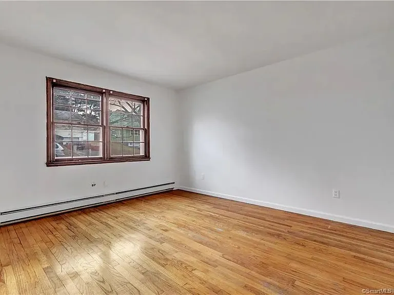 38 Diamond St — Photo 21