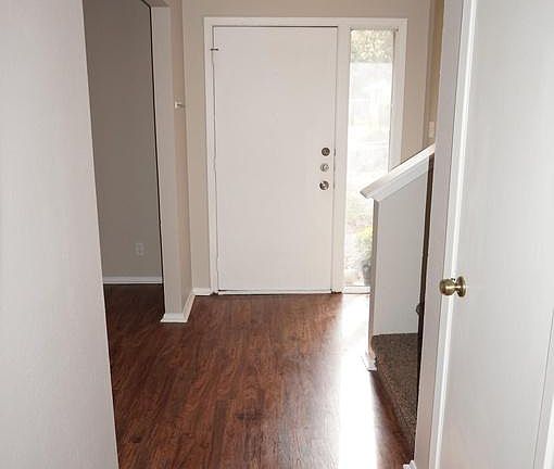 4th image of 4204 Steve Scarbrough Dr