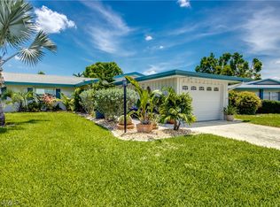 5563 Westwind Ln, Fort Myers, FL 33919