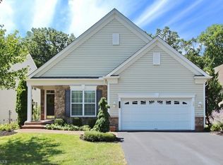299 Blairsden Ct, Somerset, NJ 08873