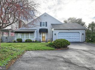 2371 Washington Rd, York, PA 17402