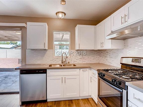3rd image of 3317 Mary Ann Ave
