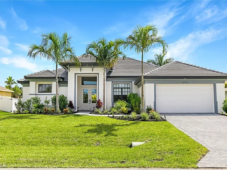 5129 SW 16th Place Cpe — Photo 4
