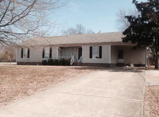 84 Hickory Hills Dr, Jackson, TN 38305