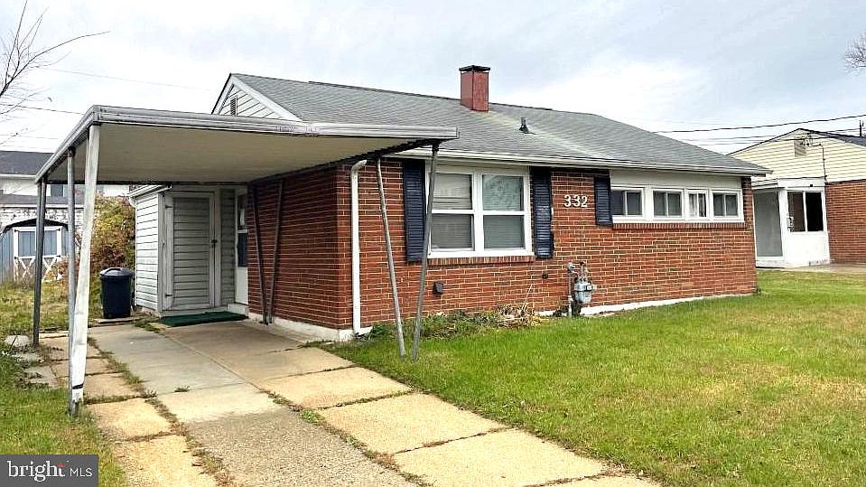 2nd image of 332 Suter Rd