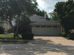 9648 Lawler Ave, Skokie, IL 60077