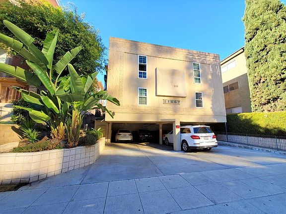2nd image of 11667 Goshen Ave APT 1