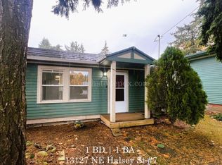 13127 NE Halsey St APT 7, Portland, OR 97230