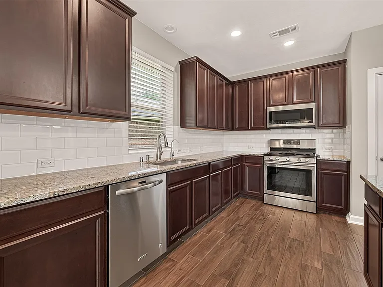 12507 Point Arbor Ct — Photo 23