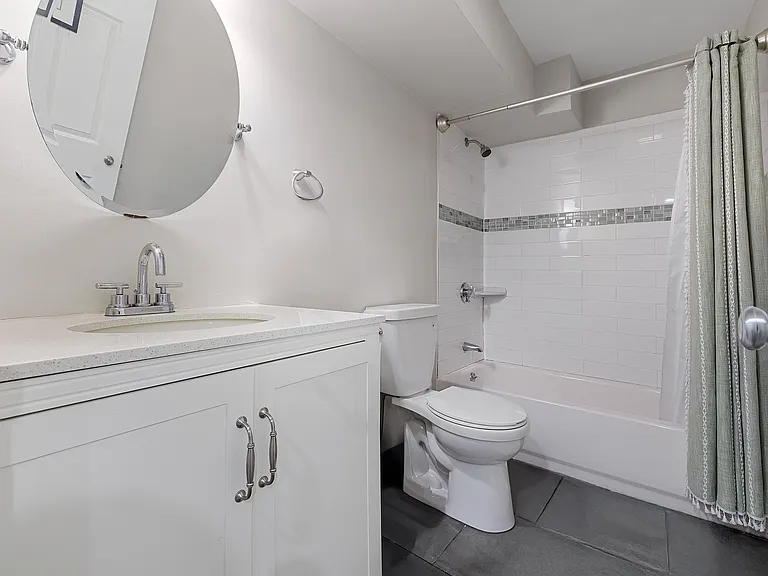 110 Chelsea St #1 — Photo 9