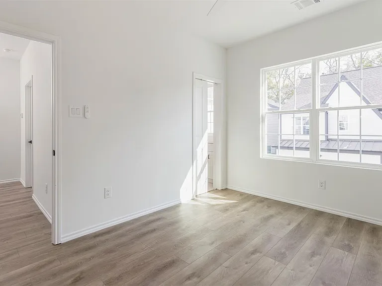 1266 Oakmont Bend Dr — Photo 40