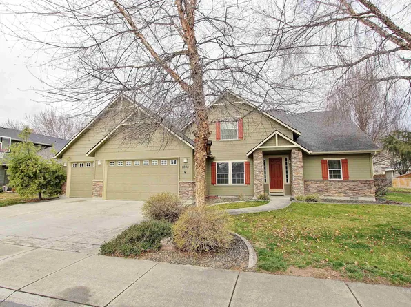 1038 W Yosemite Dr, Meridian, ID 83646