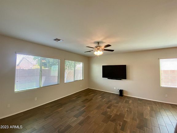 4th image of 5815 W Pecan Rd