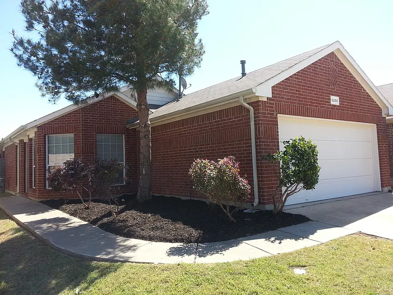 6256 Adonia Dr — Photo 11