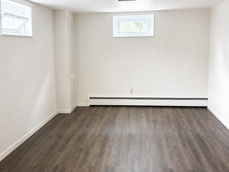 341 Old Country Rd #1 — Photo 1