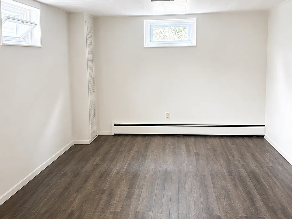 341 Old Country Rd #1