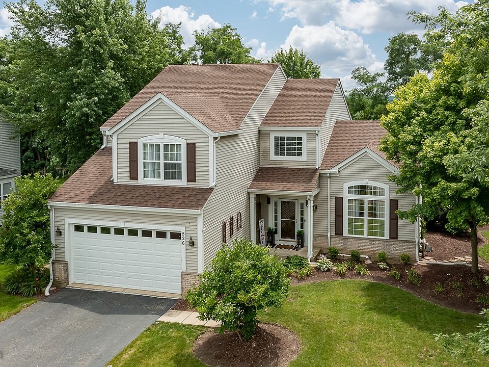1st image of 526 Rosebush Ln