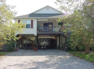 114 NE 27th St, Oak Island, NC 28465