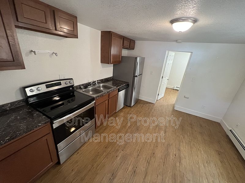 1st image of 1317 11th Ave APT 4