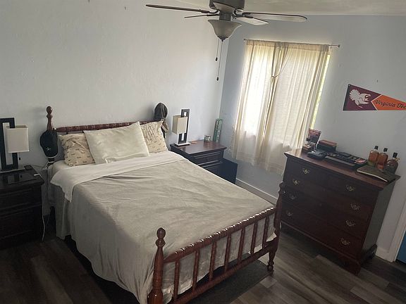 4th image of 1337 Airport Dr APT G04