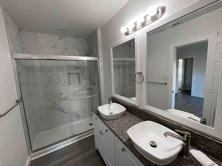461 Hillcrest Cir — Photo 9