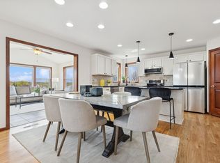 16281 Tahinka Ct NW, Prior Lake, MN 55372