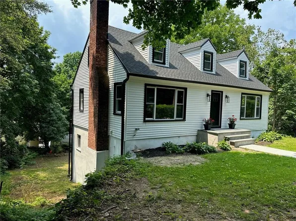 23 Woodrow Avenue, Yonkers, NY 10710