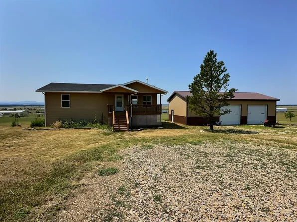 10829 Big Bear Ln, Belle Fourche, SD 57717