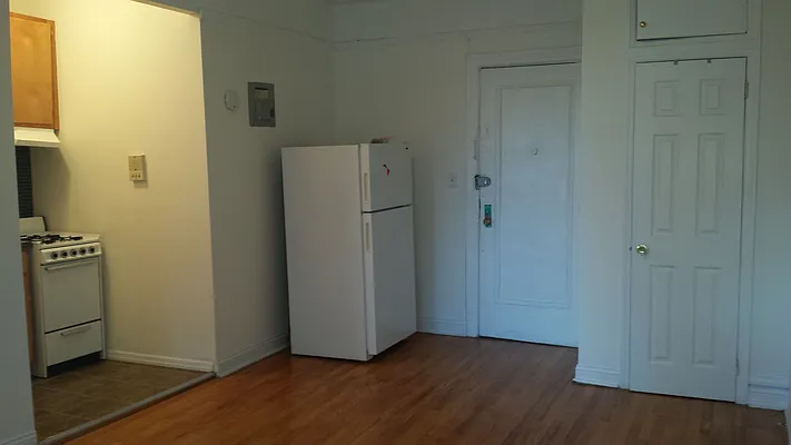 Rented by PMG Real Estate  | media 9