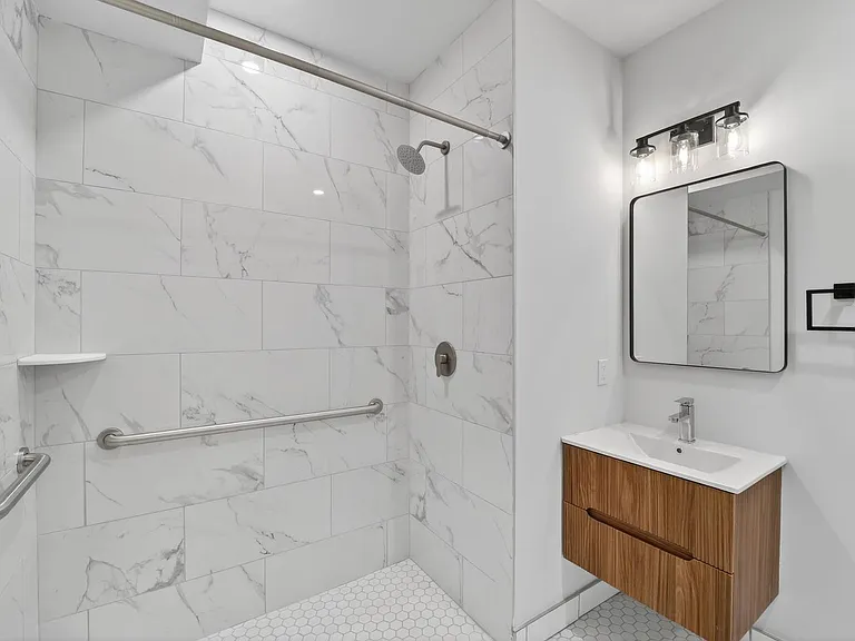 1321 Anacostia Rd SE — Photo 36