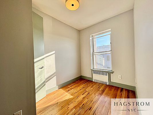 4th image of 638 Saint Marks Ave #3