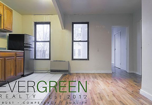 3rd image of 266 Kosciuszko St APT 1