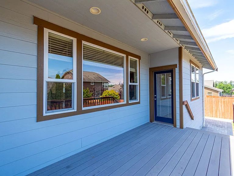 1640 SW Downfield Way — Photo 30