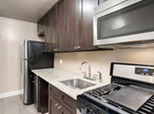 4416 Holly St APT 2S, Kansas City, MO 64111