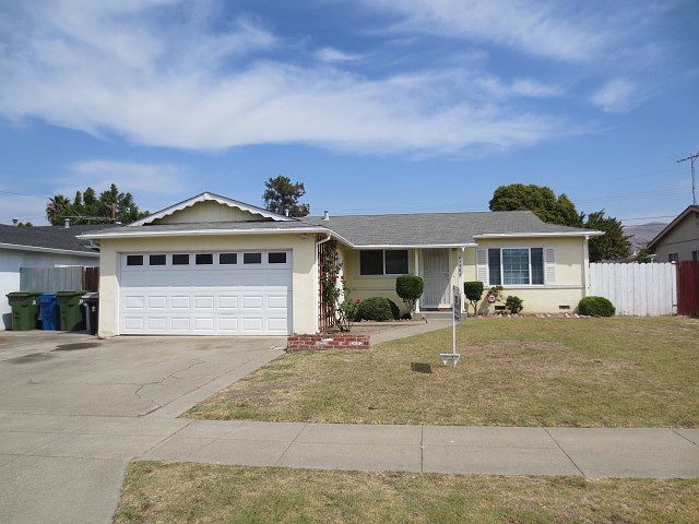 1st image of 43304 Arkwood St
