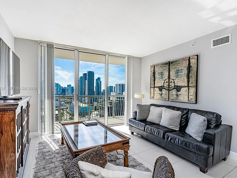1750 N Bayshore Dr #3410 — Photo 18