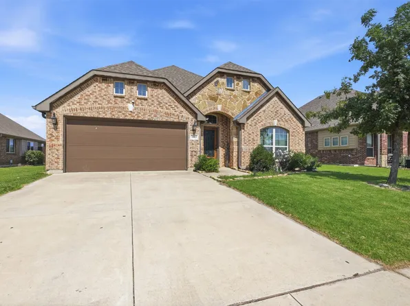 5003 Spruce St, Krum, TX 76249